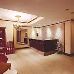 Nil فندق