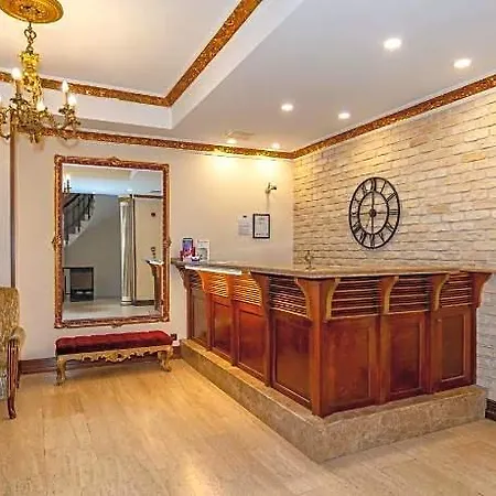 Nil Hotel 3*