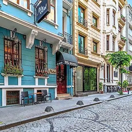 Nil Hotel