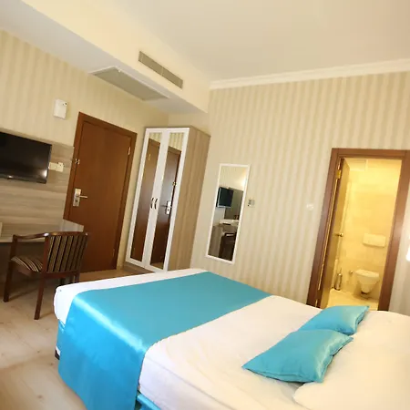 Nil Hotel 3*