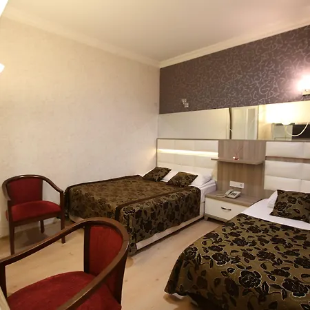 Nil Hotel